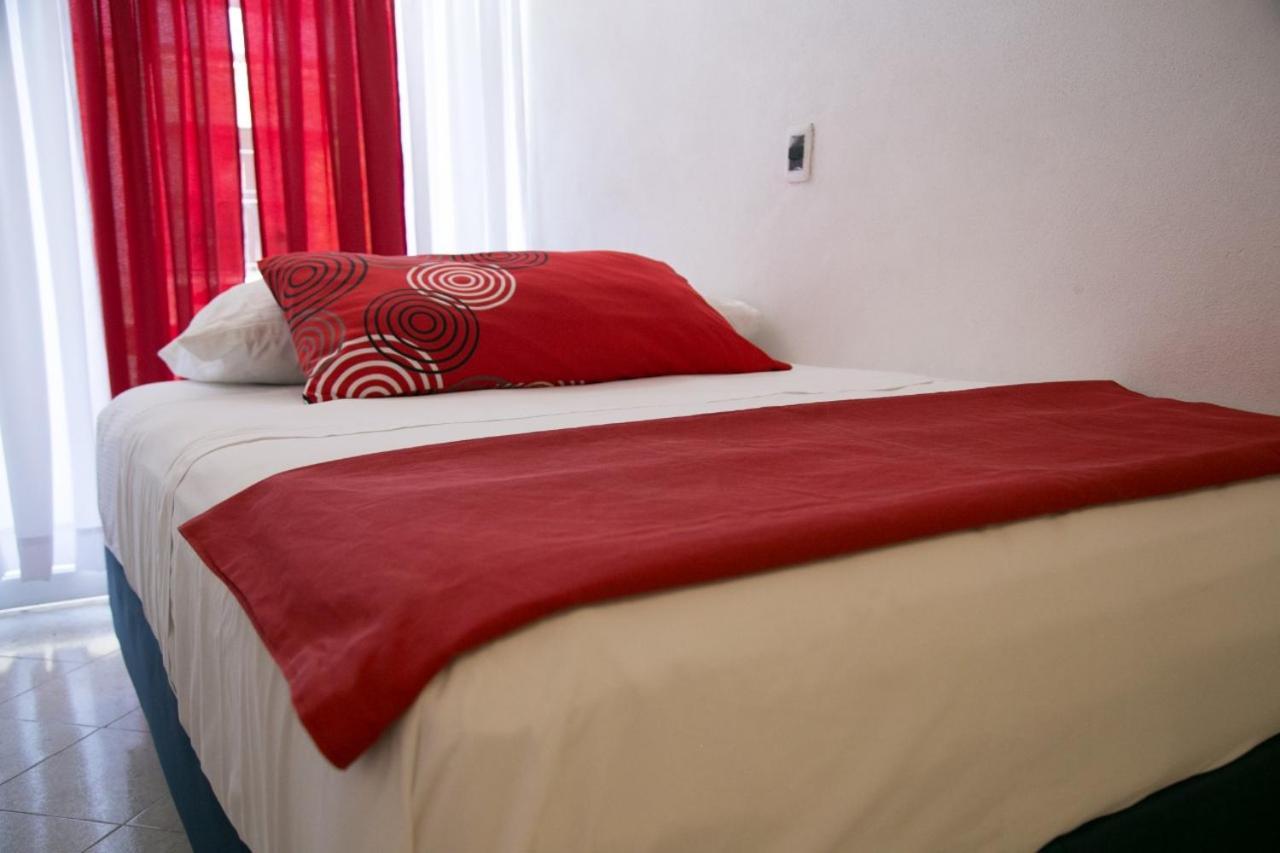 Boutique Basic Hotel Пуерто-Вальярта Екстер'єр фото